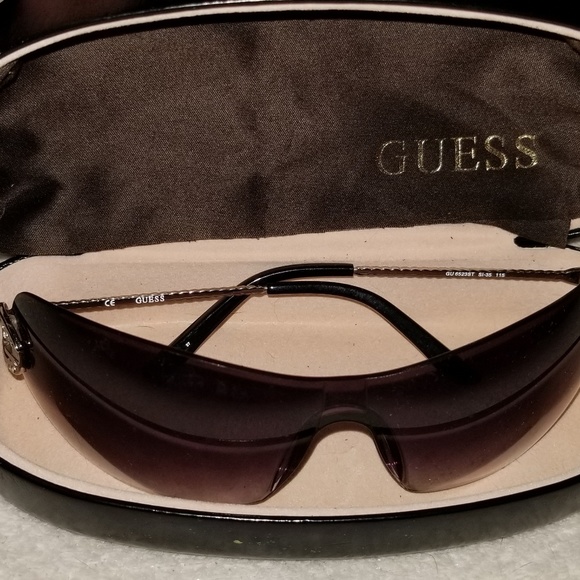 Guess Accessories - Guess sunglasses